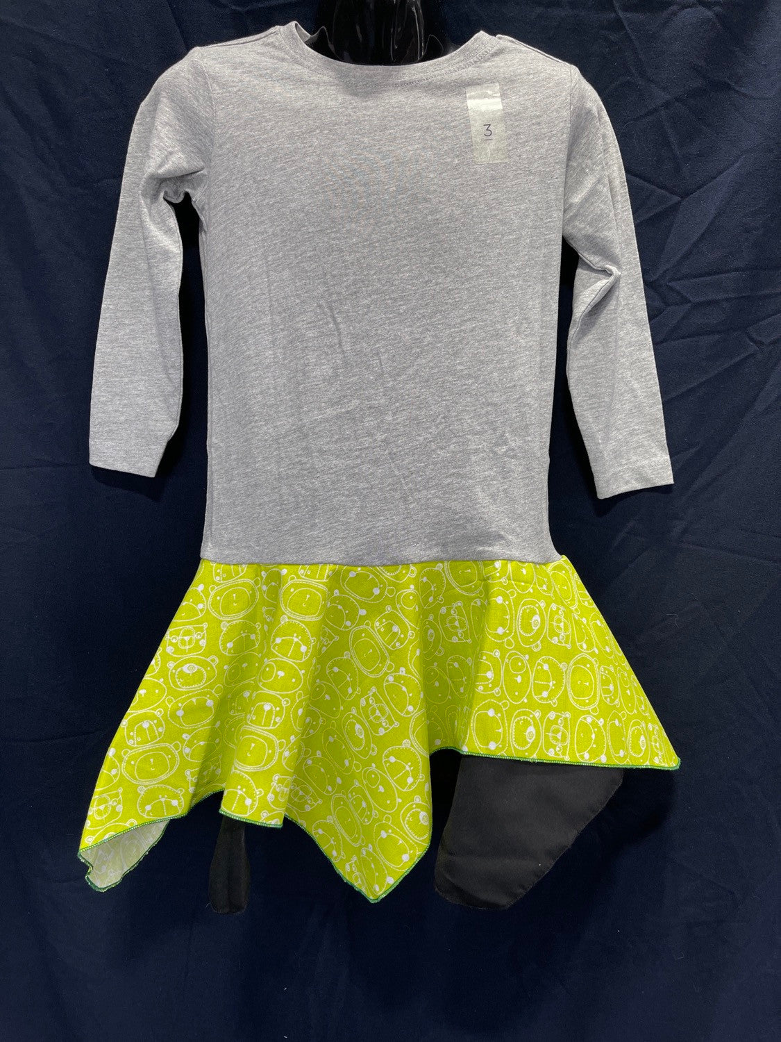 Size 3. Little Girls Fairy Dress.-0