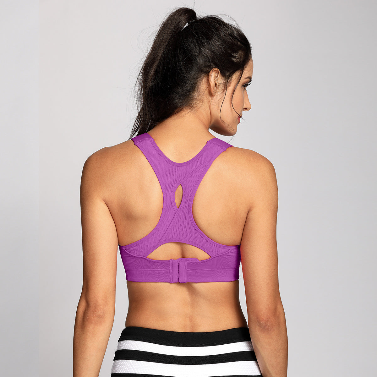 High Impact Lightly Padded Wireless Performance Bra-2