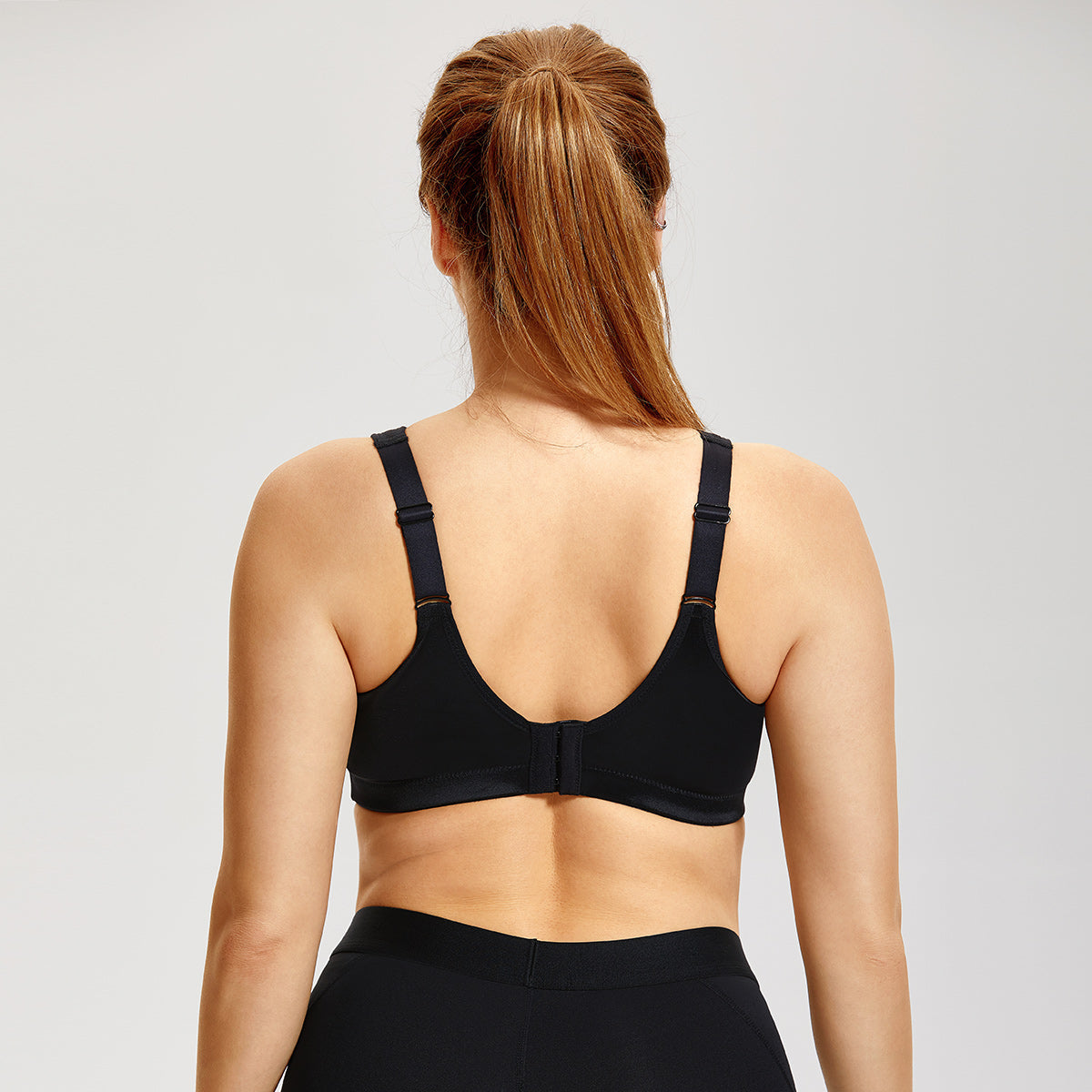 Max Comfort Lightweight Mesh Planel Full Cup Sports Bra-2